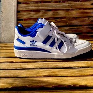 adidas Originals Forum Low White Blue Strap Men Casual Lifestyle Shoes